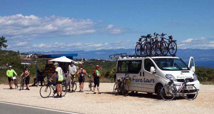 Cyclisme sur route à travers Terra Magica - Fiore Tours 4