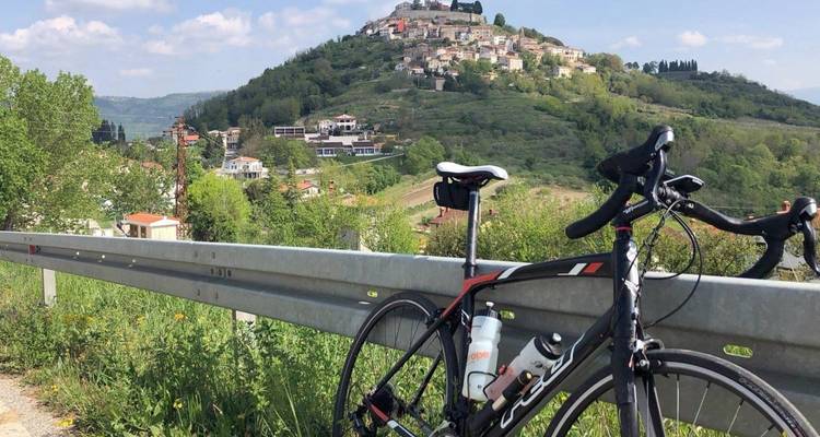Cyclisme sur route à travers Terra Magica - Fiore Tours 3