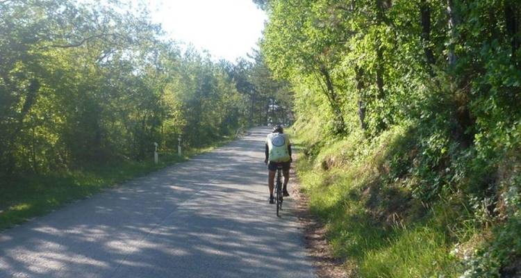 Cyclisme sur route à travers Terra Magica - Fiore Tours 10