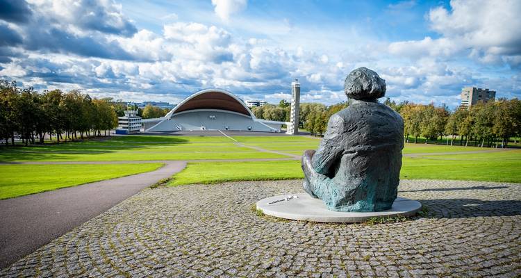 Baltic Beauties: Helsinki and Tallinn Tour - Carisa Travel Group 10