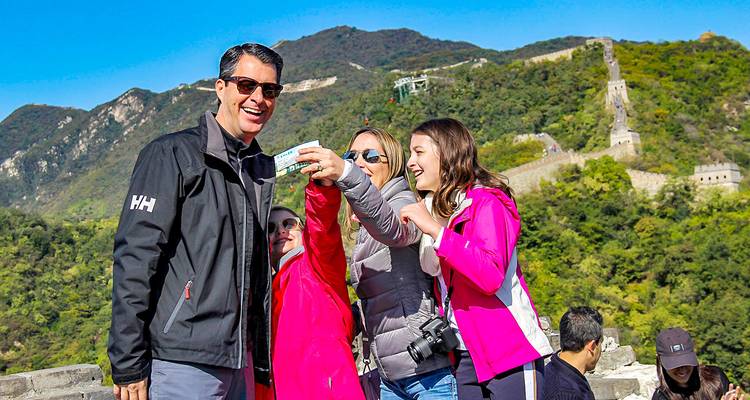 Customized China Family Hoilday with Giant Pandas, Daily Departure - TravelChinaGuide 1
