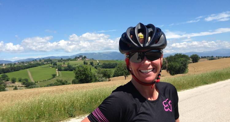Carte postale du sud de la Toscane - Cyclisme Cortona, Montalcino, Sienne - Classic Self Guided - BikesPlus Travel 1