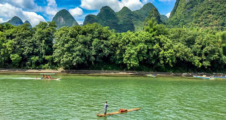 Aventura personalizada en China a pueblos étnicos, salida diaria - TravelChinaGuide 4