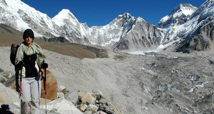 Excursión al campamento base del Everest - Peregrine Treks and Expedition Pvt Ltd 4