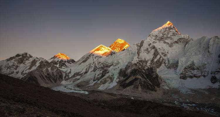 Excursión al campamento base del Everest - Peregrine Treks and Expedition Pvt Ltd 2