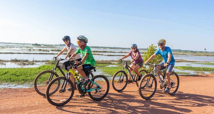 Aventura ciclista en Angkor - Siem Reaper Travel 2