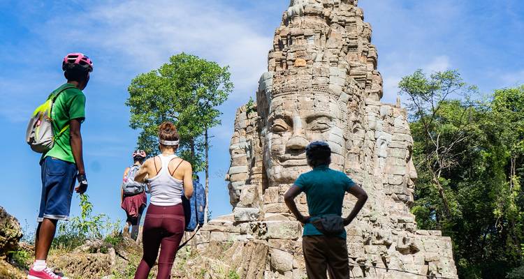 Aventura ciclista en Angkor - Siem Reaper Travel 7
