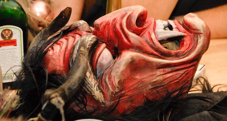Krampus en Berchtesgaden con Mercados Navideños - All Things Garmisch 3