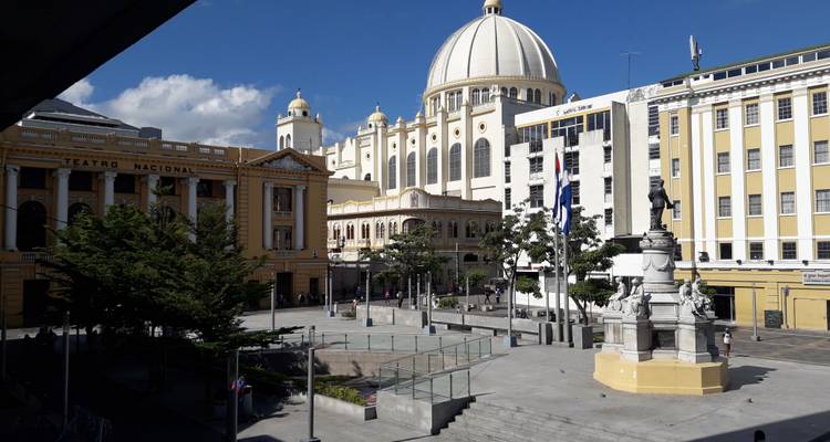 Guatemala et Salvador : entre volcans, lacs et culture ancienne 8 jours - Inter Tours 8