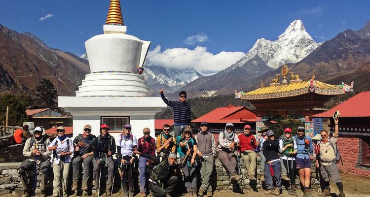 Trek luxueux au camp de base de l'Everest avec héliportage - Himalayan Social Journey 3