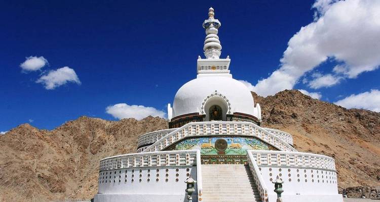 Scintillating Ladakh Experience - GeTS Holidays 3