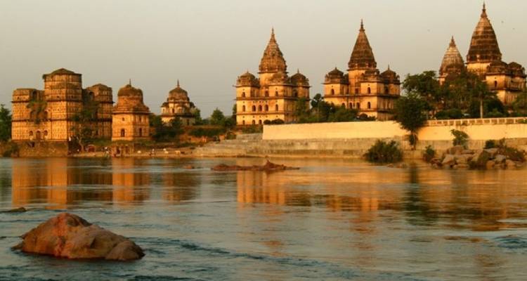 Voyage épique de 11 jours à travers l'ouest et le centre de l'Inde, de Jaipur à Varanasi - IHCT Heritage & Adventure  Tours 4
