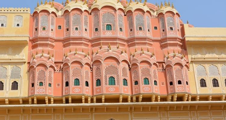 Taj, Tigres et Lacs - Triangle d'Or Delhi Agra Jaipur avec Ranthambore et Udaipur - K K Holidays N Vacations  9