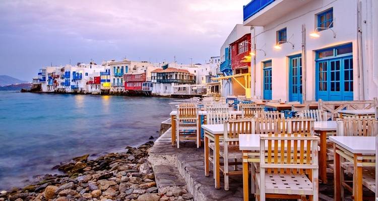 Athens - Mykonos - Santorini ( White Sanded Glamour ) - Oxygen Tours 9