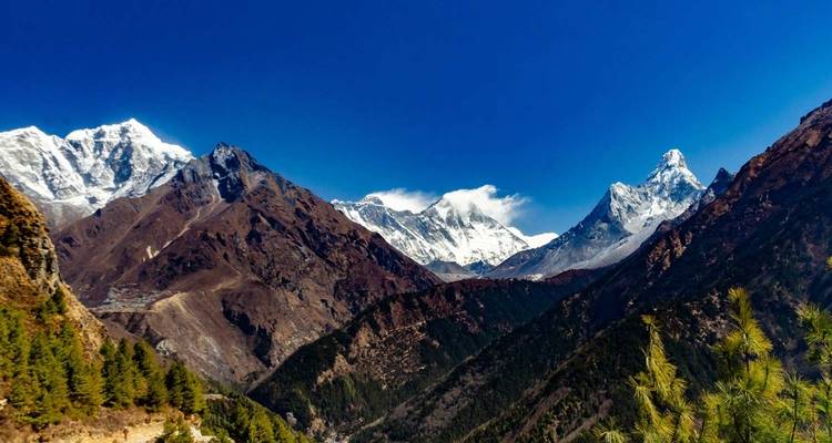 Everest Gokyo Lake Trekking - Peregrine Treks and Expedition Pvt Ltd 10