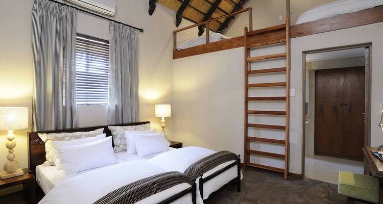 3 Days Etosha National Park (Lodging) - Discovery Transfers and Tours 1