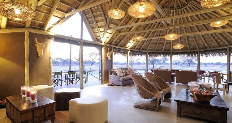 3 Days Etosha National Park (Lodging) - Discovery Transfers and Tours 2