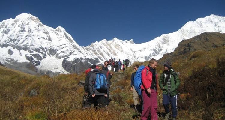 Trek du camp de base de l'Annapurna - Outshine Adventure  2