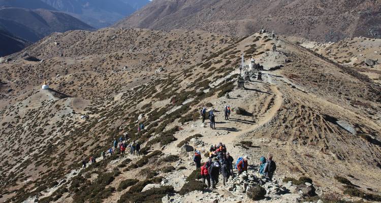 Excursión al campamento base del Everest - Icicles Adventure Treks & Tours (P.) Ltd. 10