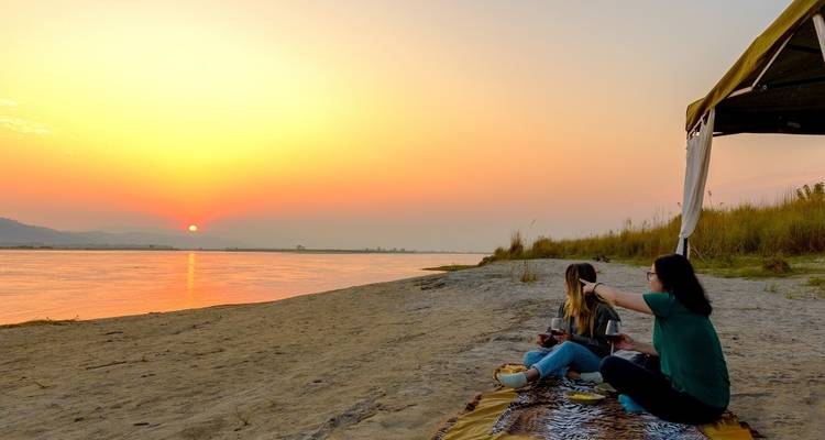 Nepal Golden Triangle: Discovery Nepal - Swotah Travel and Adventure 9
