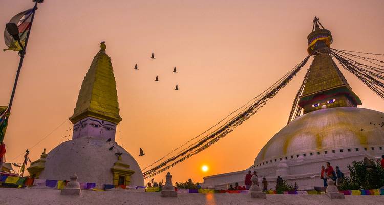 Circuito de montaña de 7 días por Nepal - Peregrine Treks and Expedition Pvt Ltd 1