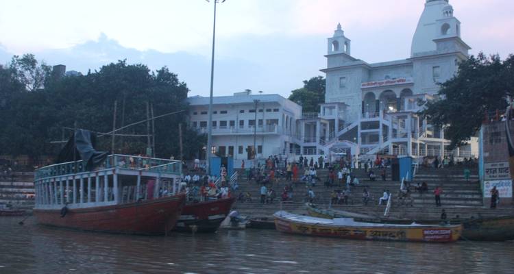 Golden Triangle with Khajuraho and Varanasi - Ghum India Ghum 7
