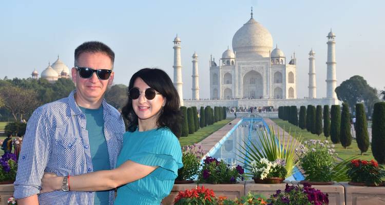 Private Overnight Taj Mahal & Agra Tour from Delhi - Raj Tour & Travel 8