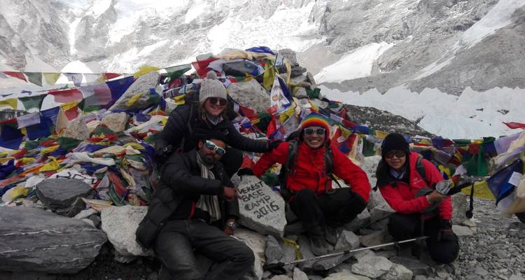 Excursionismo en campamento base del Everest - Nepal Hiking Adventure Company Pvt. Ltd 1