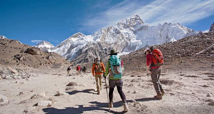 Trekking classique au camp de base de l'Everest - Destination Unlimited Treks and Expeditions Pvt Ltd 8