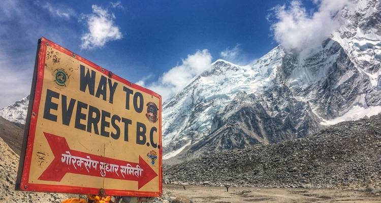 Trek du camp de base de l'Everest et du lac Gokyo - 17 jours - Scenic Nepal Treks & Expedition Pvt. Ltd 10
