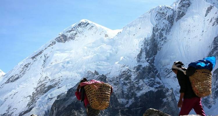 Trekking au camp de base de l'Everest - 13 jours | Trekking au Népal - Scenic Nepal Treks & Expedition Pvt. Ltd 1