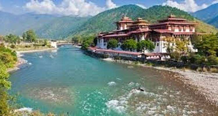 Bhutan Package Tour 6 Days - Himalayan Adventure Treks & Tours 3