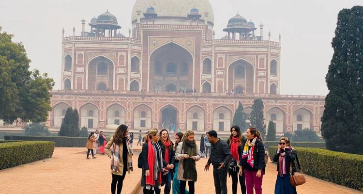 6 Days Private Luxury Golden Triangle Tour from Delhi - Raj Tour & Travel 9