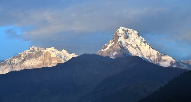Excursionismo en campamento base del Annapurna - Destination Unlimited Treks and Expeditions Pvt Ltd 7