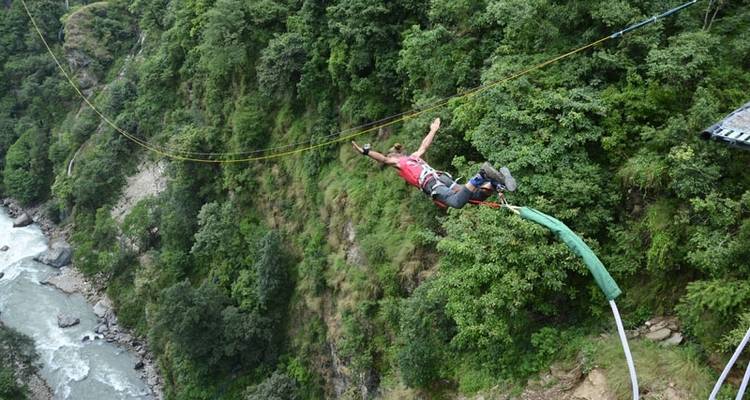 Puenting en Nepal - Himalayan Adventure Treks & Tours 2
