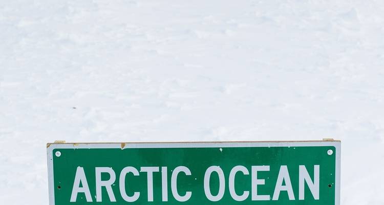Arctic Winter Explorer | Ice Road to the Arctic Sea - Arctic Range Adventure 9