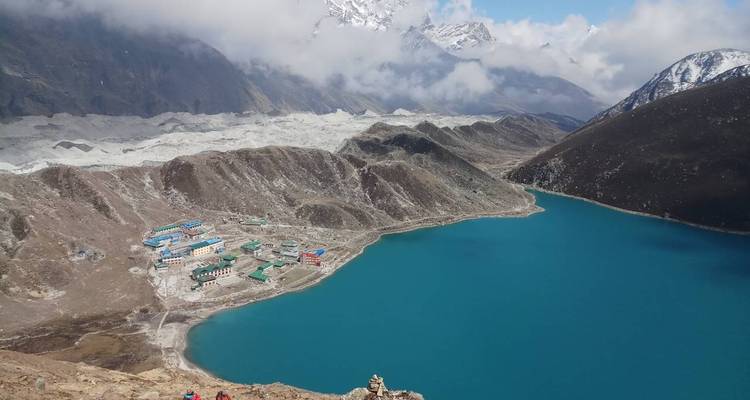 Everest Base Camp Gokyo Lakes Via Cho La Trek for 2025/2026 - Himalaya Heart Treks & Expedition[P] Ltd  6