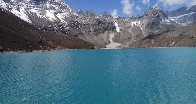 Everest Base Camp Gokyo Lakes Via Cho La Trek for 2025/2026 - Himalaya Heart Treks & Expedition[P] Ltd  8