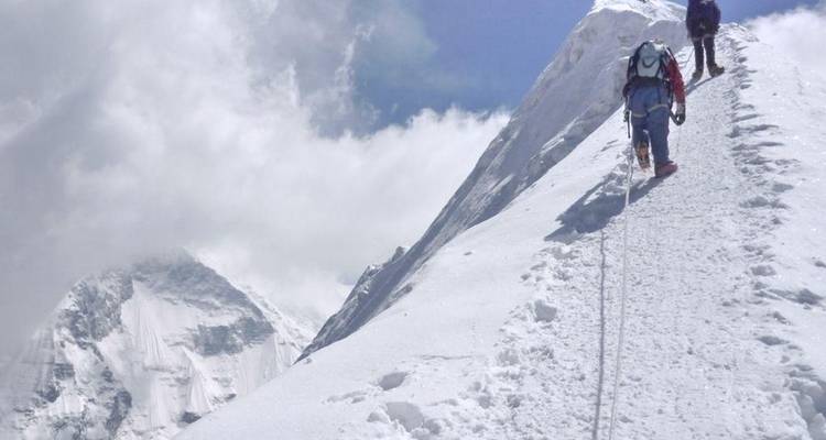 Ascensión al Pico Lobuche - 19 Días - Himalayan Adventure Treks & Tours 3