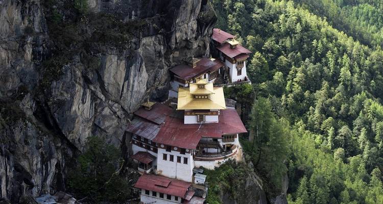 Bumdrak Trek with Taktsang Monastery - World Tour Plan 10