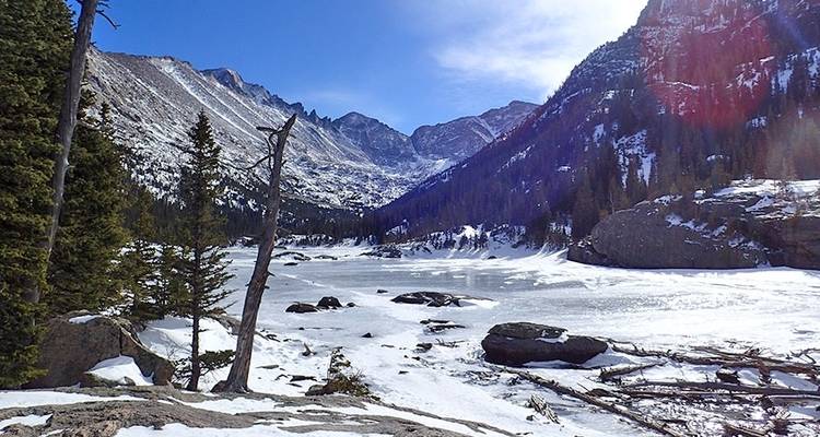 Excursión con raquetas de nieve por las Montañas Rocosas - Wildland Trekking 3
