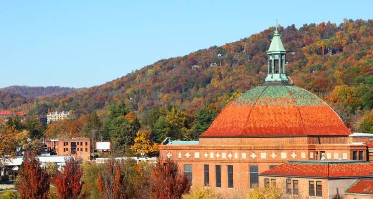 Asheville Inn Based Hiking Tour - Wildland Trekking 3