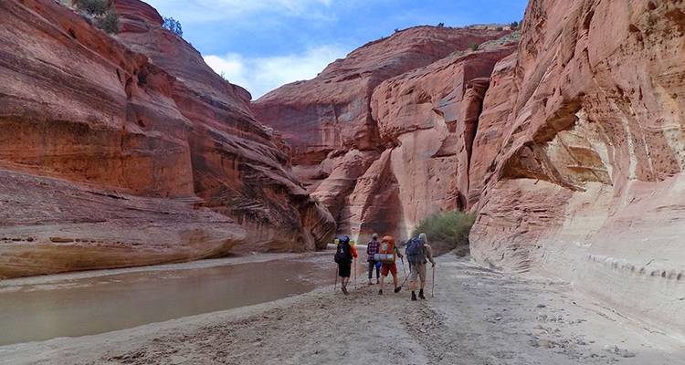 Slot Canyons Traverse - Wildland Trekking 1