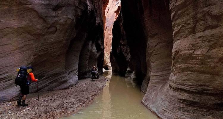 Slot Canyons Traverse - Wildland Trekking 2