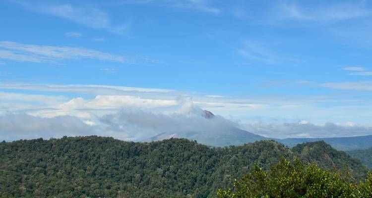 Sumatra Adventure (8 destinations) - Intrepid Travel 3
