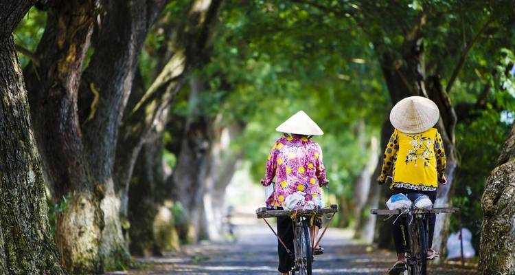 Bangkok to Saigon by Bike - Explore! 4