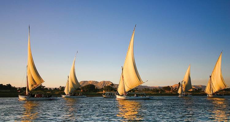 Family Egyptian Sphinx, Pyramids and Nile River - Explore! 6