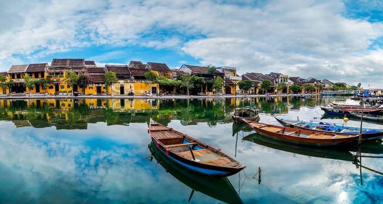Family Vietnam In Depth - Explore! 8