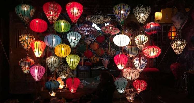 Family Vietnam In Depth - Explore! 10
