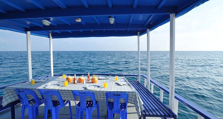 Crucero Maldive Dhoni - Explore! 10
